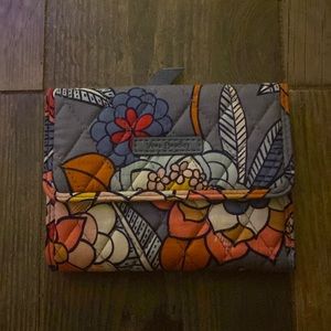 Vera bradley wallet new without tags